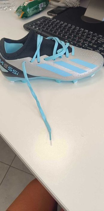 Спортни обувки за футбол