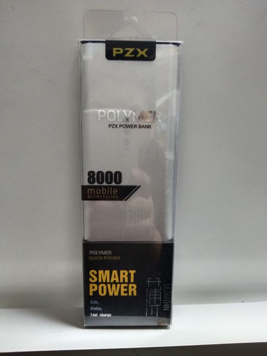 продаю повербанк и в комплекте  USB