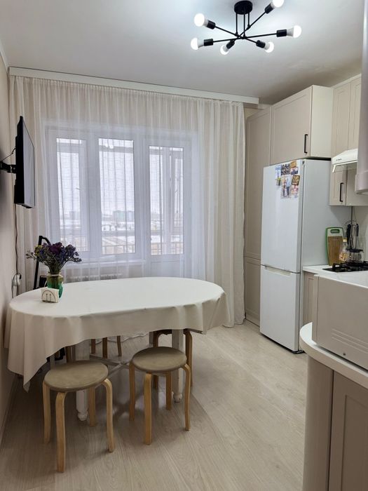 Продам 2х ком. 31-я школ .