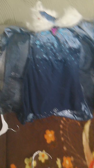 Продам Платье Эльза 2