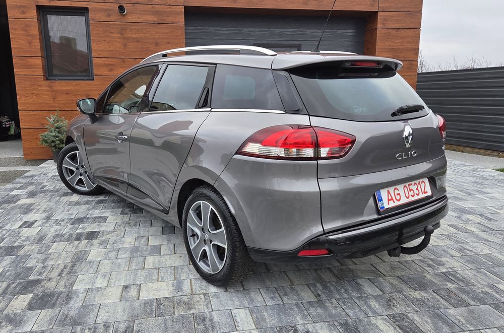 Renault Clio 4 / 1.5 Diesel  / Euro 5 / Navigatie