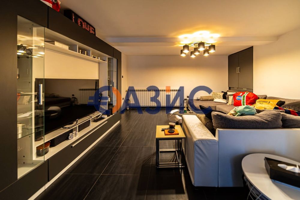 Продава се Къща в Каблешково - 210 кв.м за 1190 €/кв.м - Снимка #13