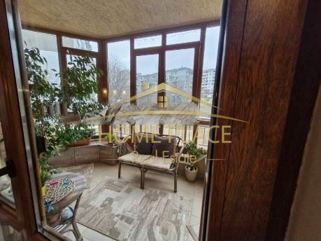 Продава се Тристаен апартамент в Варна, Възраждане 4 - 133 кв.м за 1655 €/кв.м - Снимка #5