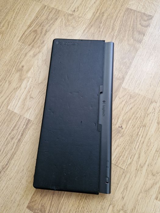 Tastatura Logitech Bluetooth iPad / PC