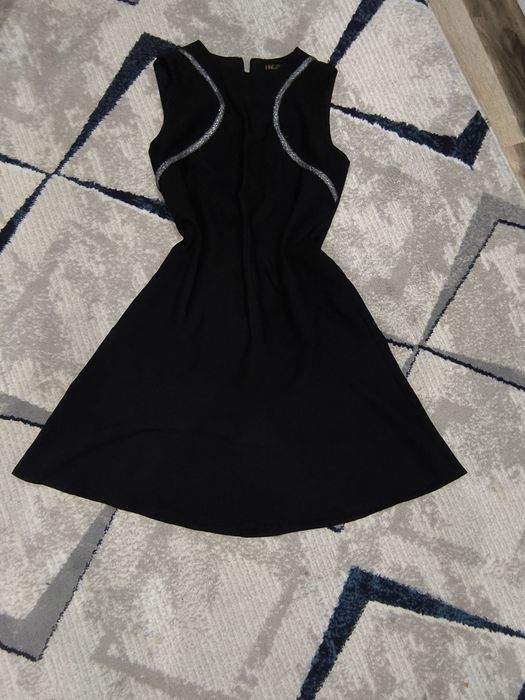 Qora koylak vecherniy