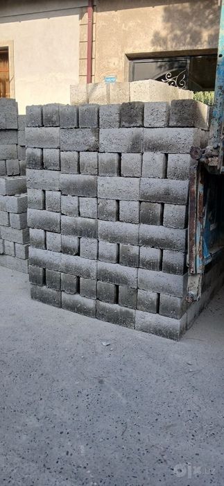 Jomboy shlaka blok