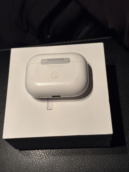 Айрподс 2 про Mag safe