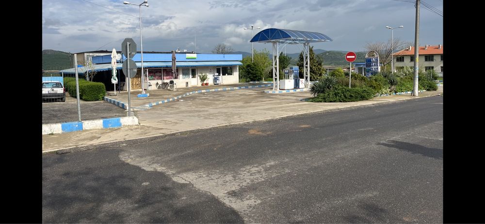 Продава се Магазин в с. Странджево, Област Кърджали - 2000 кв.м за 88 €/кв.м - Снимка #2