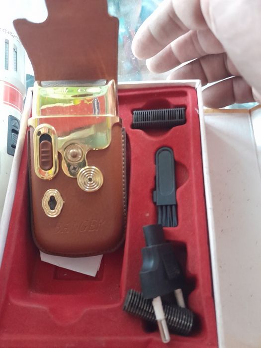 Продам электробритву.