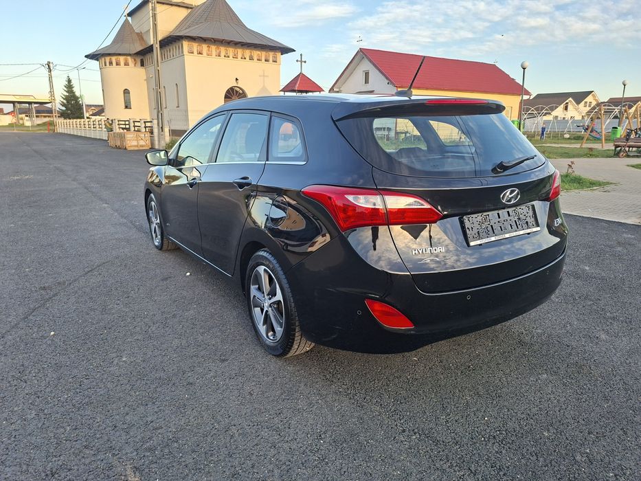 HYUNDAI I 30 GO 1.6 CRDI  Euro 6  Xenon 2019.06