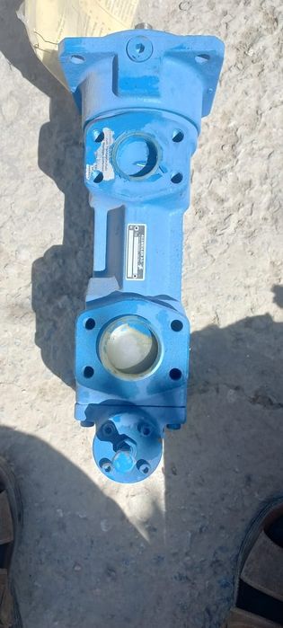 Насос винтовой трехшнековый низкого давления ALLWEILER TRILUB 80-36