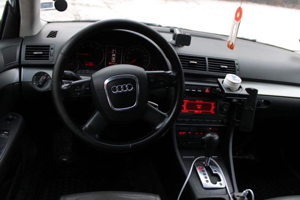 Vand audi a4 automata 2.0 d