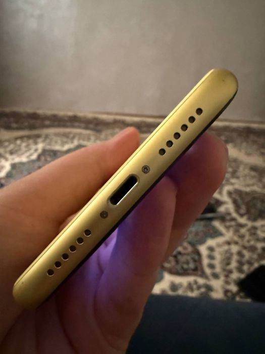 Iphone 11 KHA  128 tali 63 % holati zor