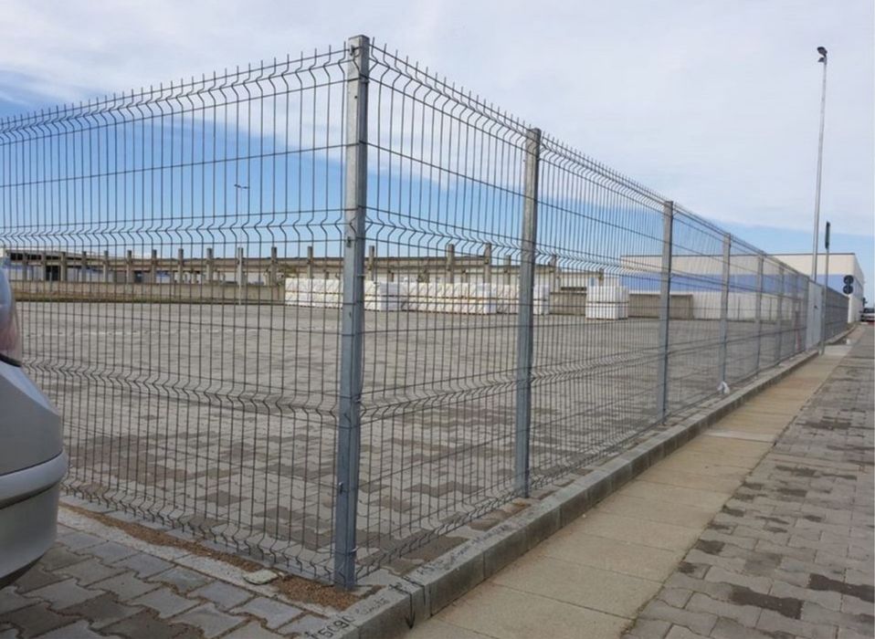 Imprejmuiri terenuri si porti
