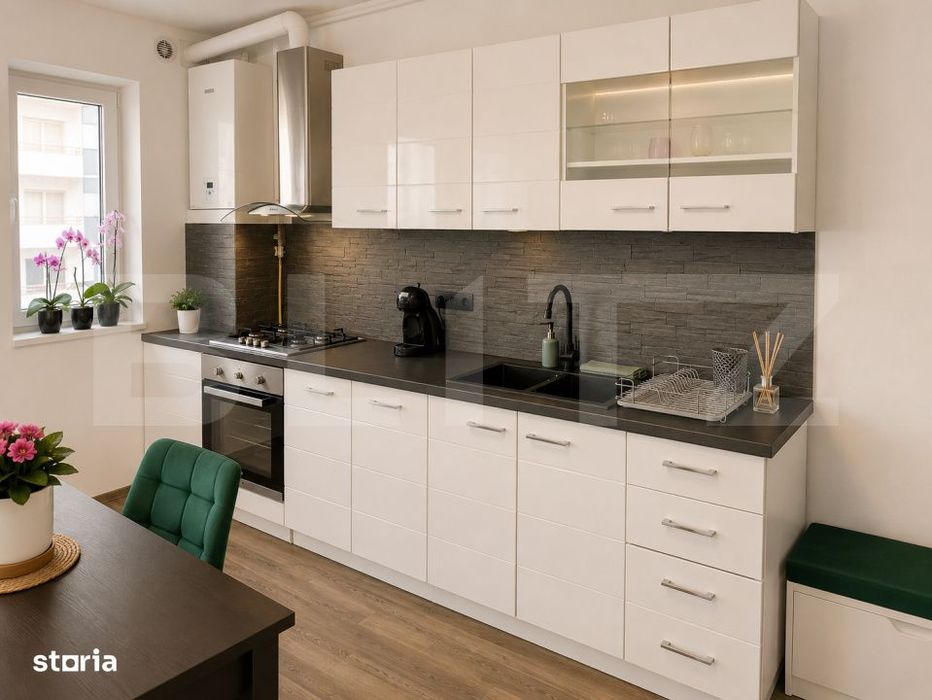 Apartament 2 camere, etaj intermediar, la cheie, balcon, zona Vivo