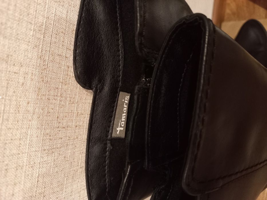 Продам осенние сапоги