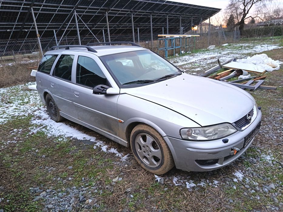 Опел Вектра Б 2.2д 125к.с 2001г НА ЧАСТИ OPEL VECTRA B 2.2D 125k.s