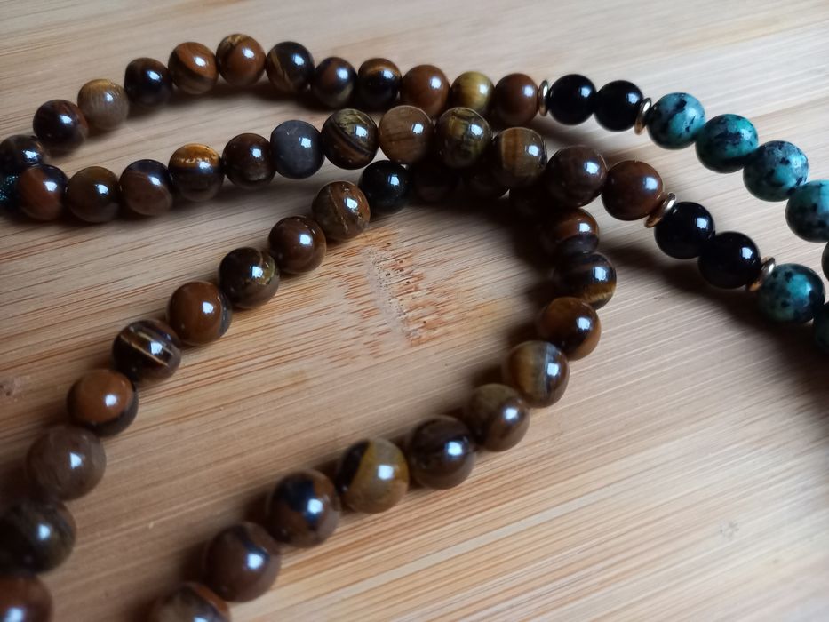 Броеница мала и гривна от африк. тюркоаз, черен оникс и тигрово око