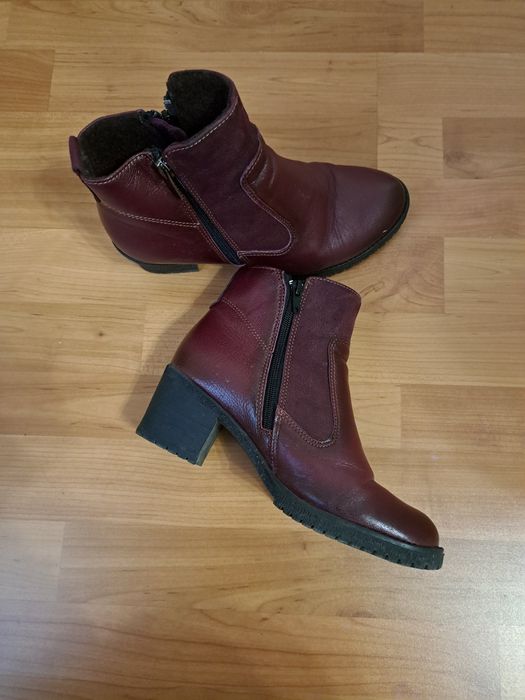 Боти от естествена кожа