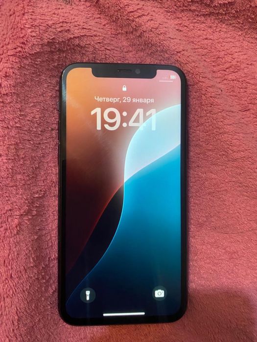 продаю айфон 11 про