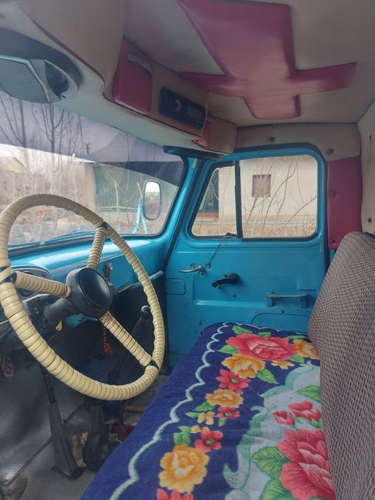 Gaz 53 sotiadi .Holati Yaxshi. Balo'nlar holati yaxshi.