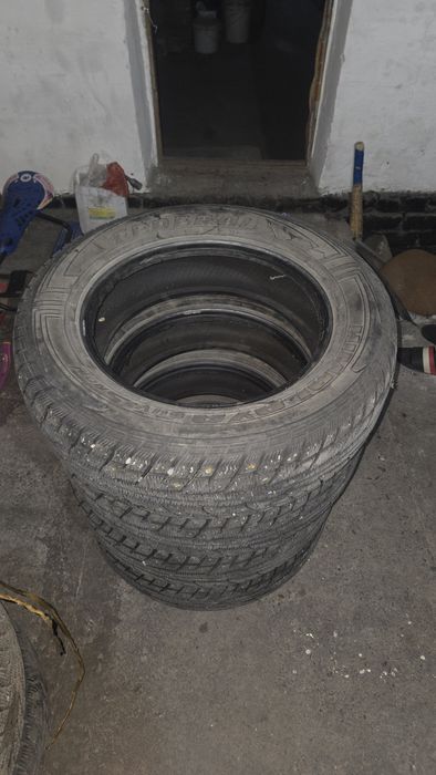 Зимняя резина 225/65/17