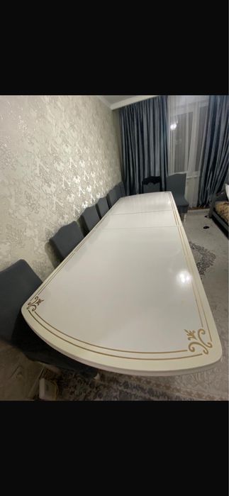 Продам стол в отличном состоянии