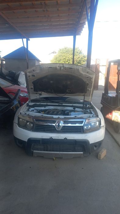 Кузовный детали Рено Дастер из Европы