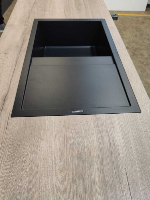 Decupare si gaurire blat bucatarie pentru chiuveta / plita