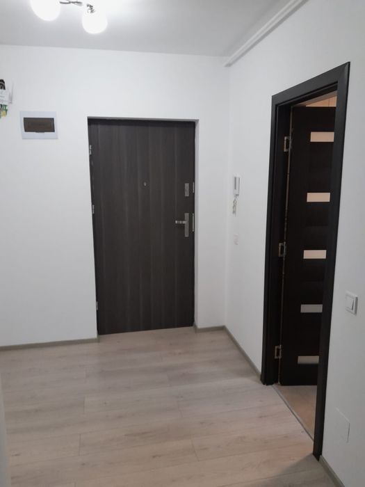 Vind apartament cu o camera