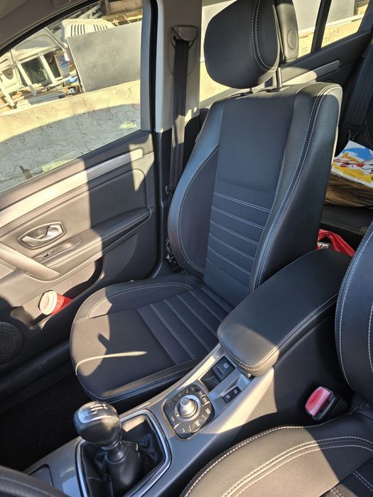 Renault laguna 3, an 2011, 2000 disel ,250000km