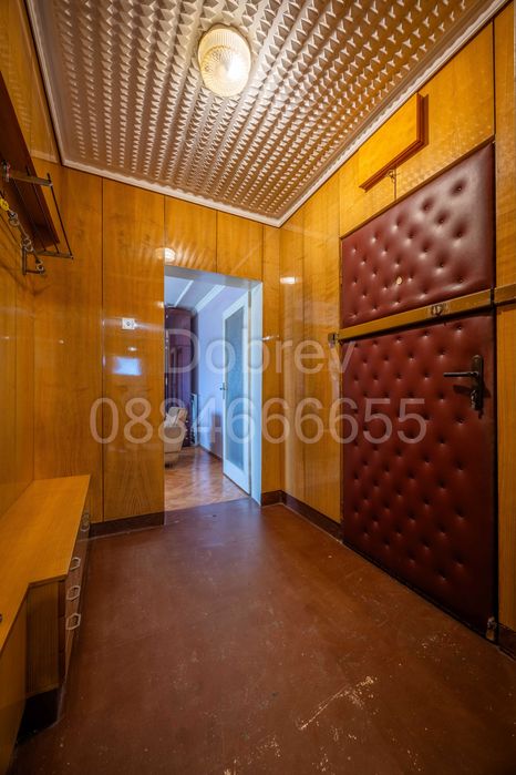 Продава се Многостаен апартамент в Варна, Левски - 140 кв.м за 1020 €/кв.м - Снимка #19