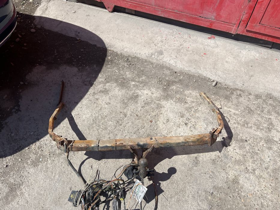 Carlig ford focus 2 complect modul priza break