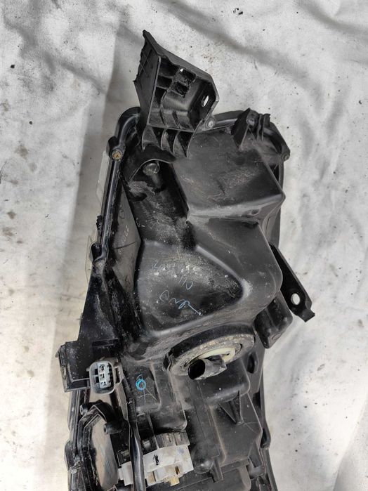 Оригинален фар Тойота  Toyota  Hilux Full Led