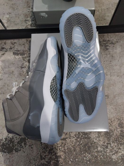 Air Jordan 11 Cool Grey
