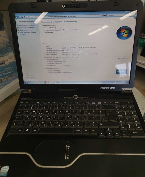 Продавам лаптоп Packard Bell