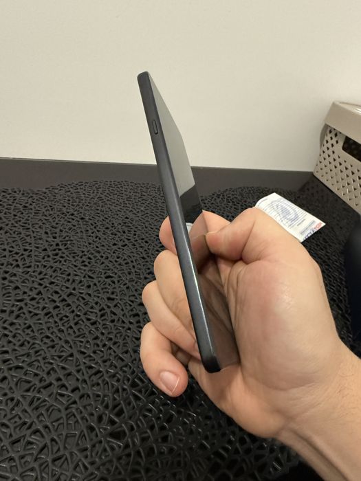 Motorola edge 5G , 8 GB ram