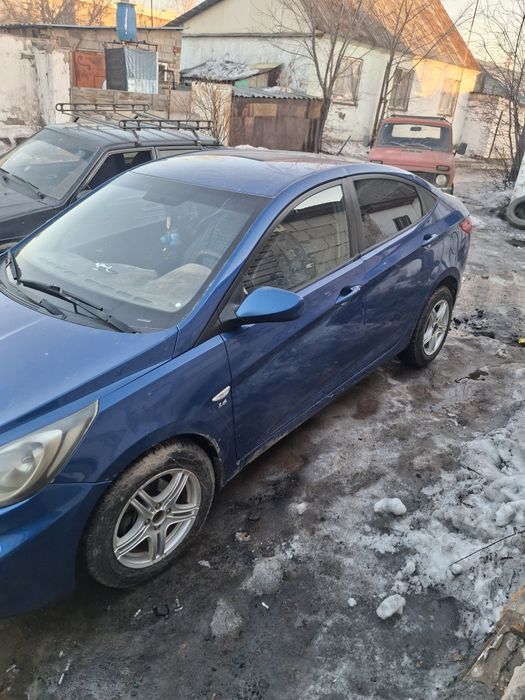 Хундай солярис 2011года