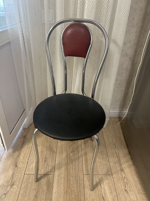 Стул железный б/у