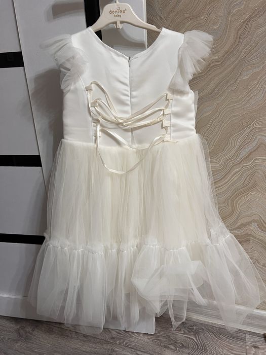 4 жасар қызға арналған көйлектер