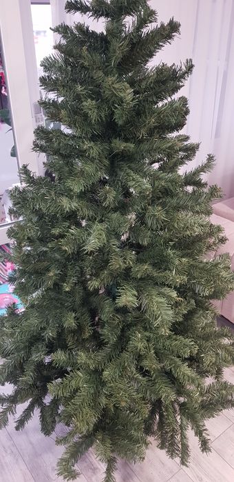 Brad Artificial Christmas Deluxe 180cm