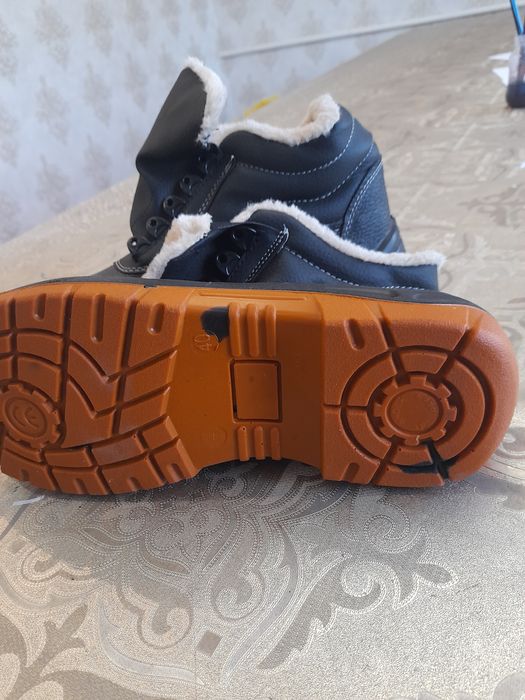 Аяқ киім сатамын