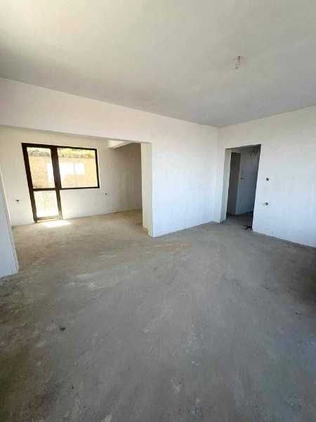 Продава се Къща в с. Брестник, Област Пловдив - 200 кв.м за 1125 €/кв.м - Снимка #1