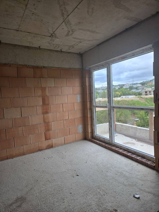 Продава се Двустаен апартамент в Варна, Изгрев - 93 кв.м за 1194 €/кв.м - Снимка #3