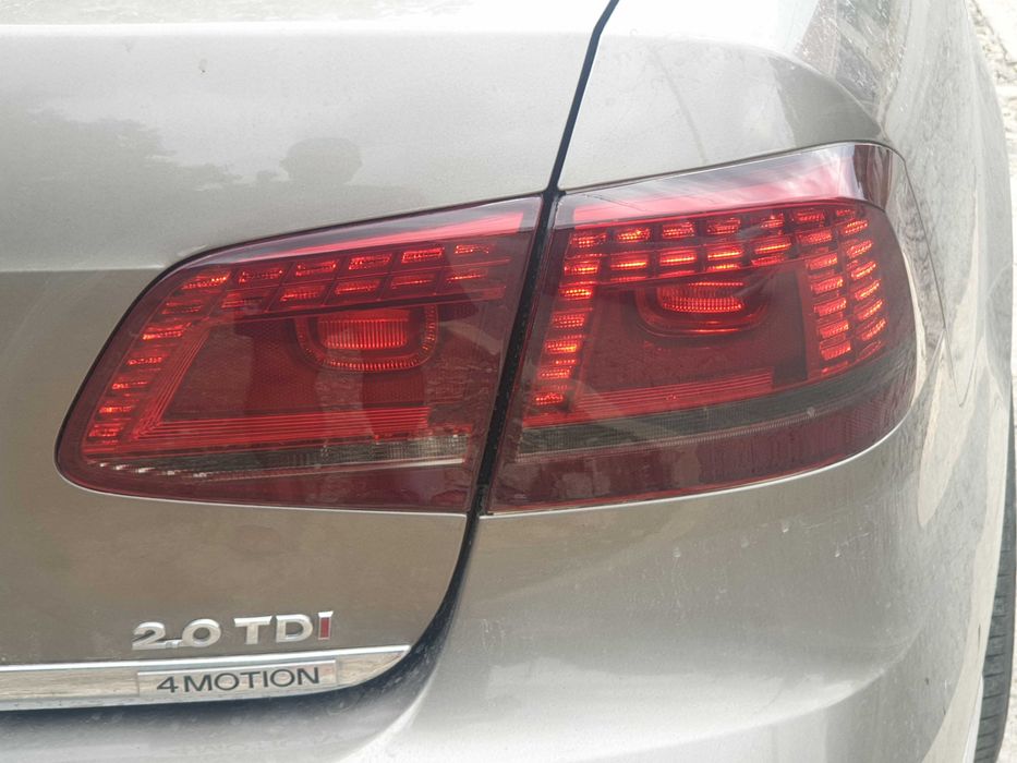 Комплект диодни/Led стопове Depo за Пасат В7 седан.