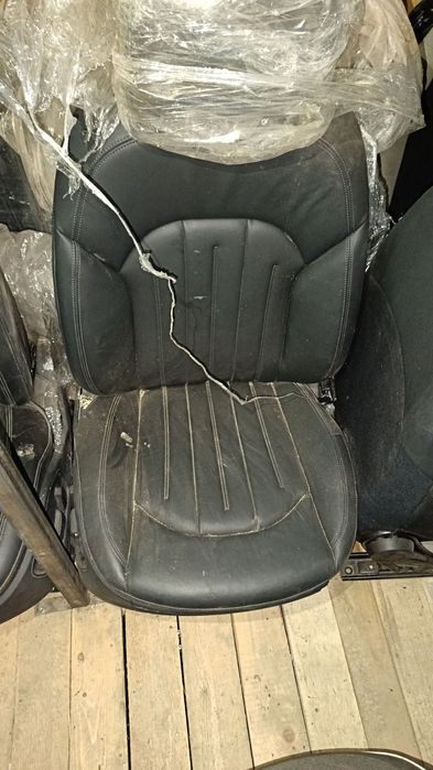 Кожен салон за Ауди А 8 2012г.