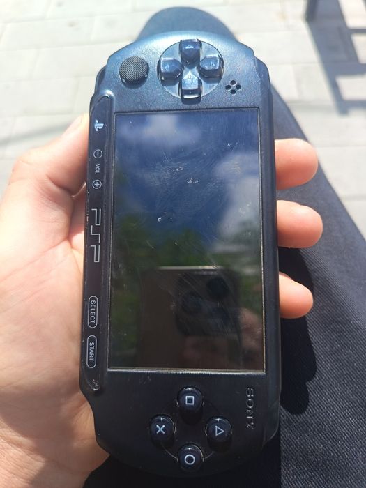 PSP игровая консоль