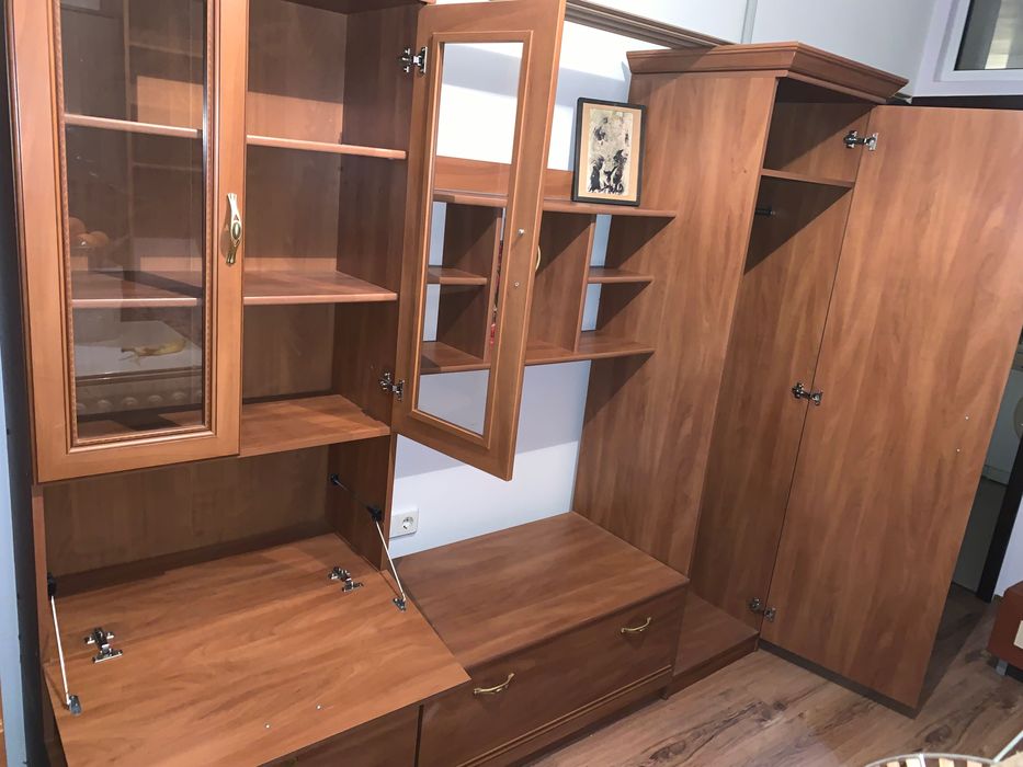 Гардероб за детска стая и секция