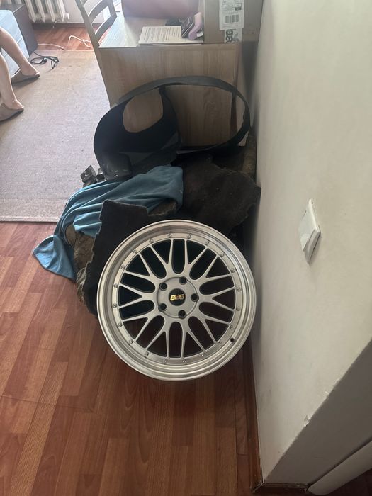 Продам диски BMW