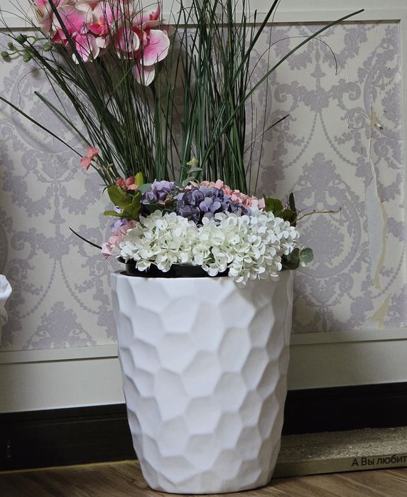 Продам напольное кашпо под цветы